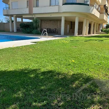 Exclusivo apartamento de playa ALQ 150 *